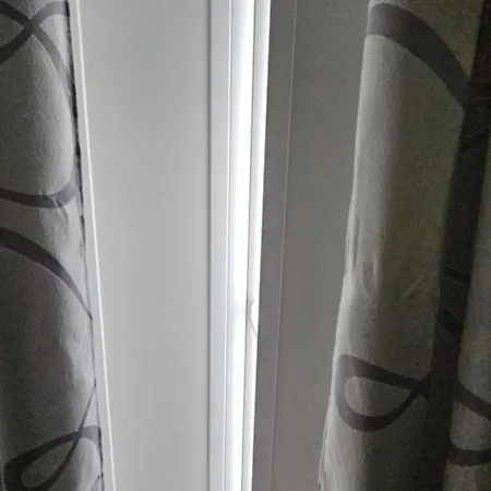 Crisari Ξενοδοχείο *