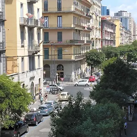 Hotel Crisari Neapol